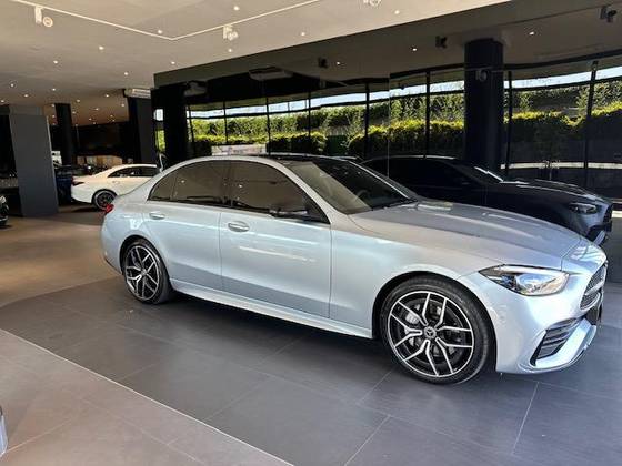 MERCEDES-BENZ C 300 2.0 EQ BOOST HÍBRIDO AMG LINE 9G-TRONIC